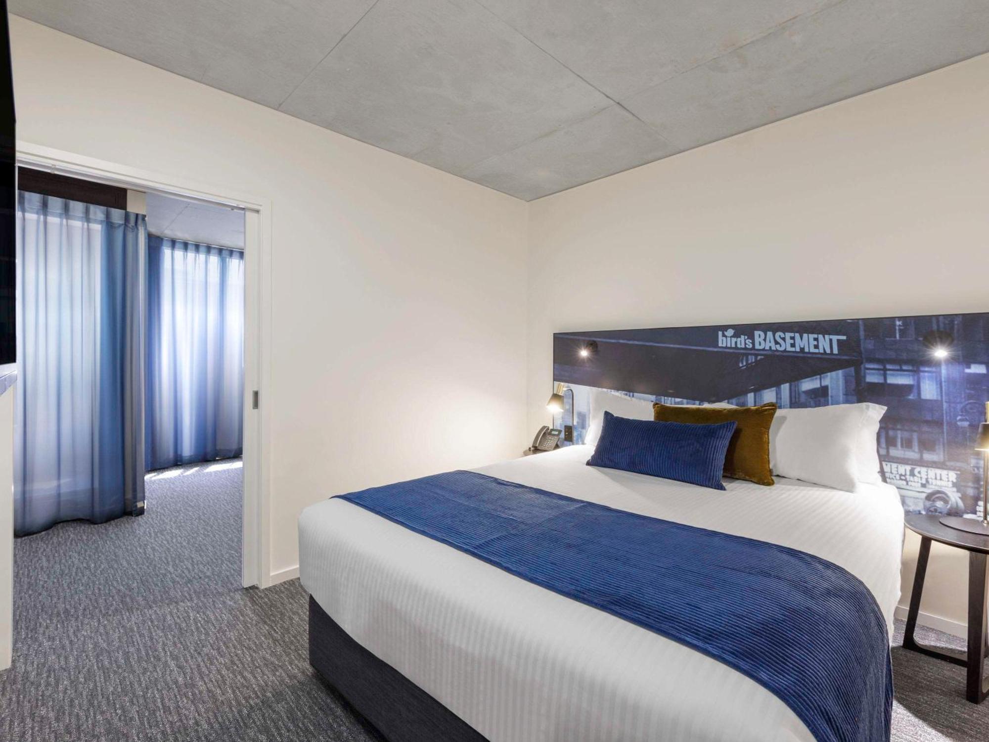 Mercure Melbourne St Kilda Road Экстерьер фото